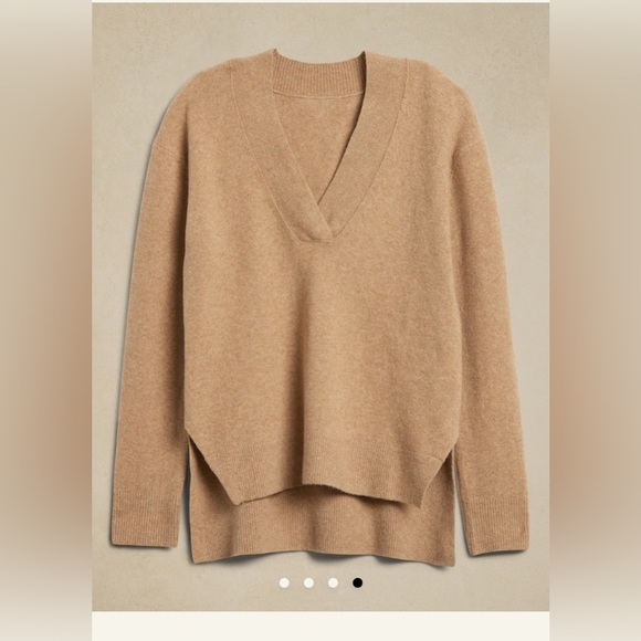 Banana Republic Factory Sweaters - NWT Wide V Neck sweater from Banana Republic factory
